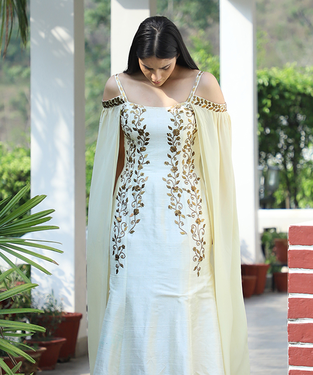 Falling Sleeves Gown Factory Sale, SAVE 33% - online-pmo.com
